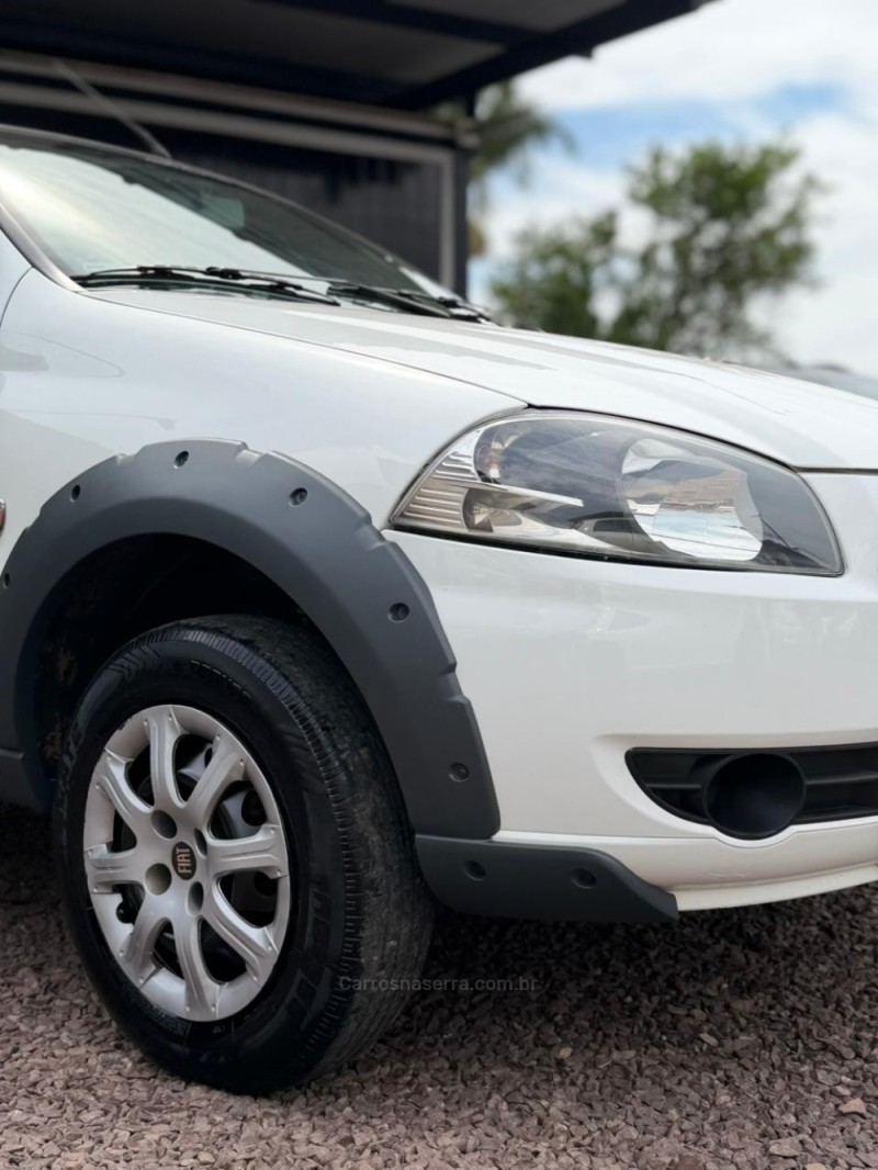 STRADA 1.4 MPI WORKING CS 8V FLEX 2P MANUAL - 2013 - LAJEADO