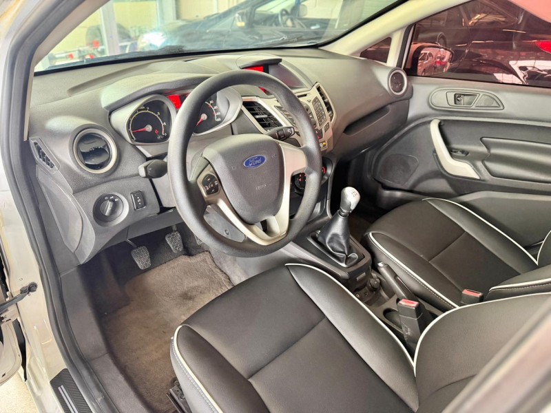 FIESTA 1.6 SE HATCH 16V FLEX 4P MANUAL - 2013 - CAXIAS DO SUL