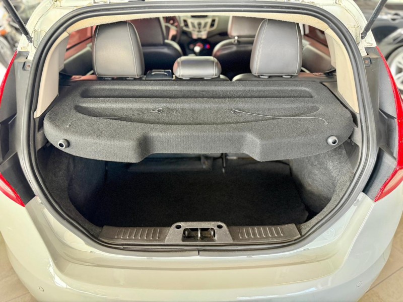 FIESTA 1.6 SE HATCH 16V FLEX 4P MANUAL - 2013 - CAXIAS DO SUL