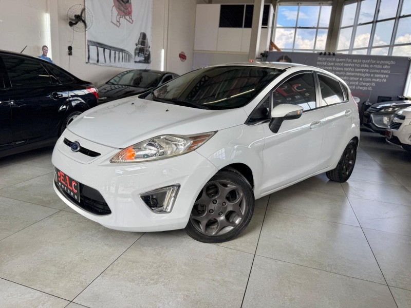 FIESTA 1.6 SE HATCH 16V FLEX 4P MANUAL - 2013 - CAXIAS DO SUL