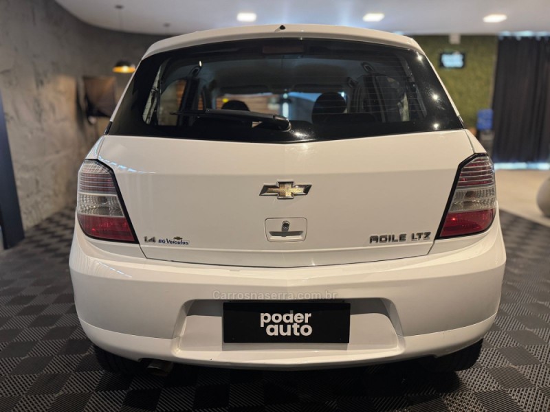 AGILE 1.4 MPFI LTZ 8V FLEX 4P MANUAL - 2013 - FARROUPILHA