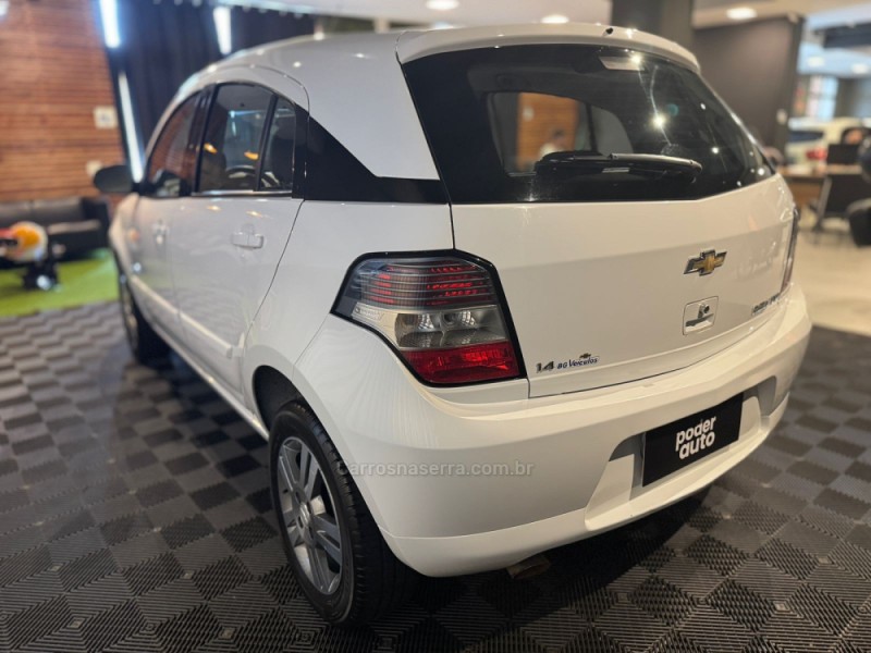 AGILE 1.4 MPFI LTZ 8V FLEX 4P MANUAL - 2013 - FARROUPILHA