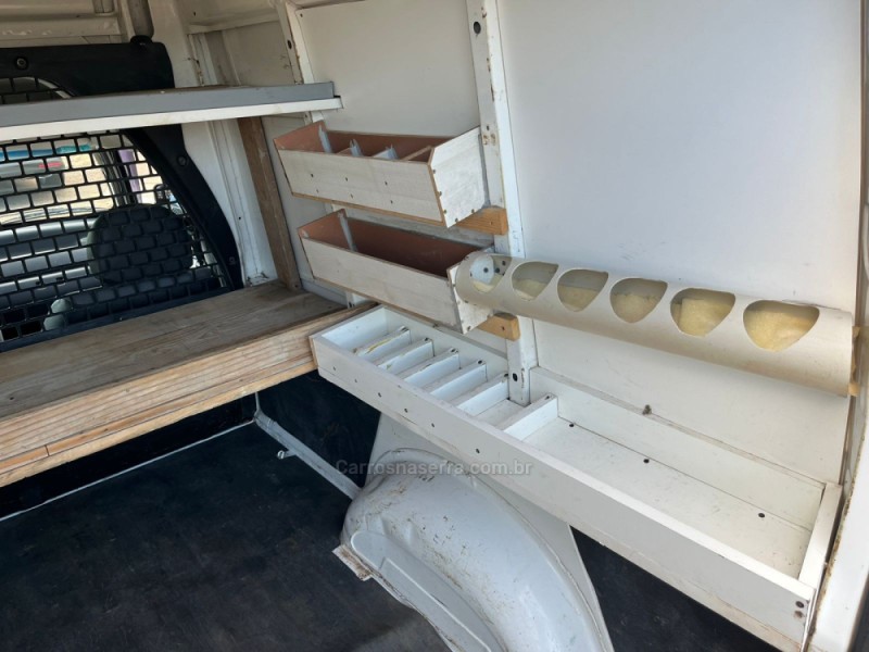 FIORINO 1.3 MPI FURGÃO 8V FLEX 2P MANUAL - 2009 - DOIS IRMãOS