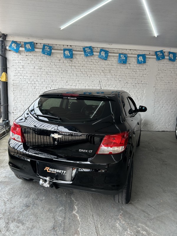 ONIX 1.0 LT 12V FLEX 4P MANUAL - 2013 - CAXIAS DO SUL