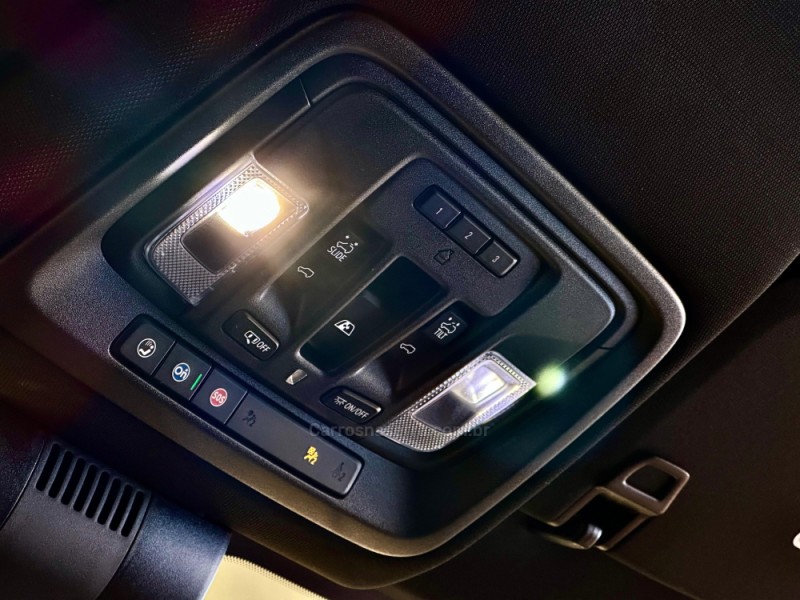 SILVERADO 5.3 1500 HIGH 4X4 COUNTRY GASOLINA 4X4 AUTOMÁTICO - 2024 - CAXIAS DO SUL