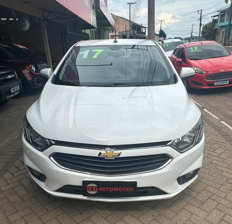 ONIX 1.4 MPFI LTZ 8V FLEX 4P MANUAL - 2017 - PAROBé