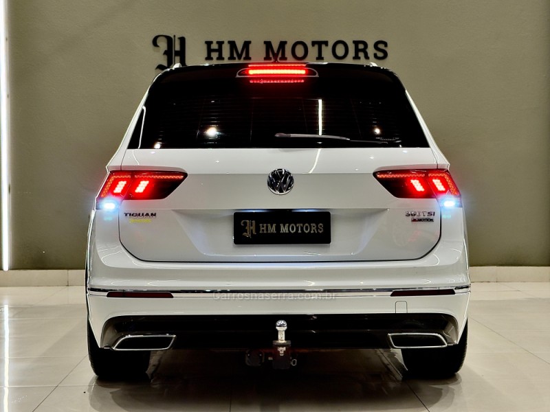TIGUAN 2.0 TSI R-LINE 16V TURBO GASOLINA 4P TIPTRONIC - 2016 - CAXIAS DO SUL