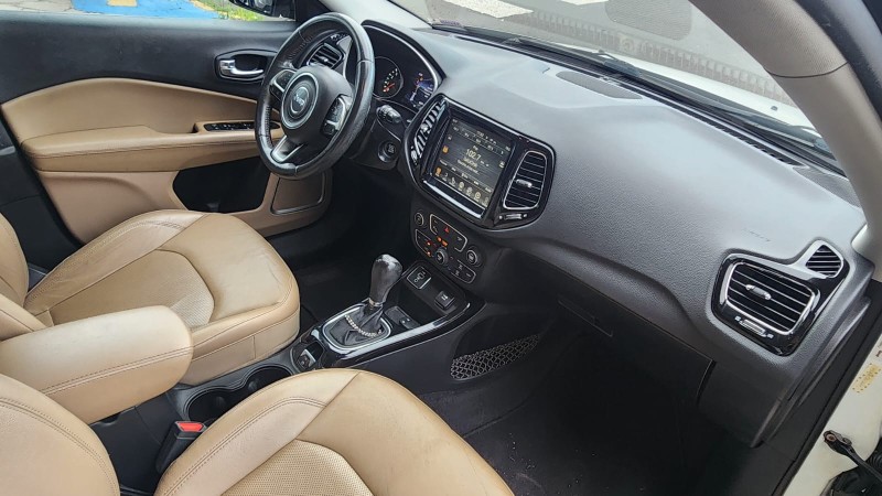 COMPASS 2.0 16V FLEX LIMITED AUTOMÁTICO - 2017 - CAXIAS DO SUL