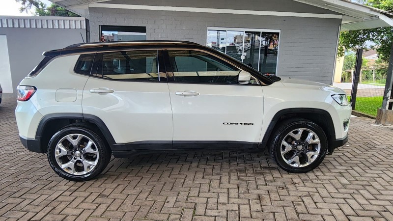 COMPASS 2.0 16V FLEX LIMITED AUTOMÁTICO - 2017 - CAXIAS DO SUL