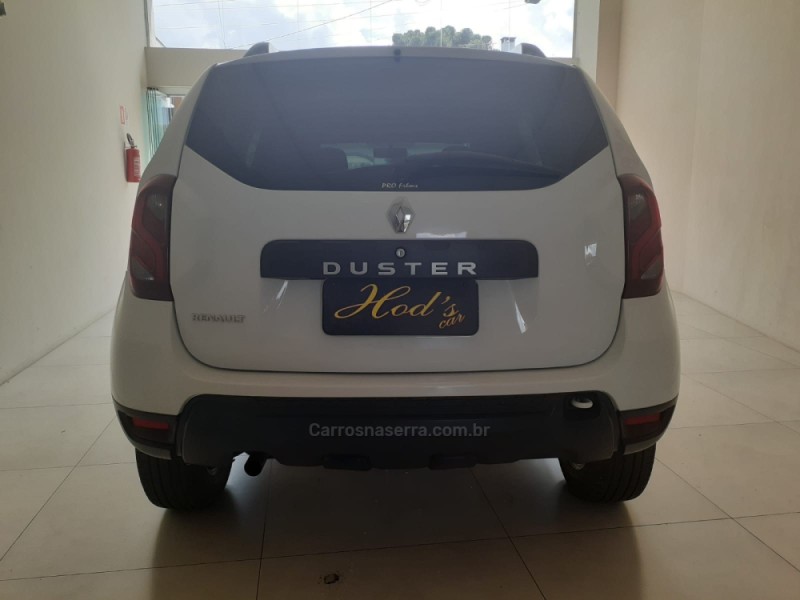 DUSTER 1.6 EXPRESSION 4X2 16V FLEX 4P AUTOMÁTICO - 2020 - CANELA
