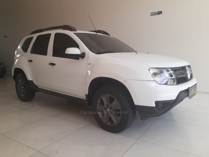 DUSTER 1.6 EXPRESSION 4X2 16V FLEX 4P AUTOMÁTICO - 2020 - CANELA