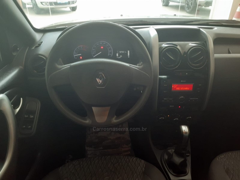 DUSTER 1.6 EXPRESSION 4X2 16V FLEX 4P AUTOMÁTICO - 2020 - CANELA