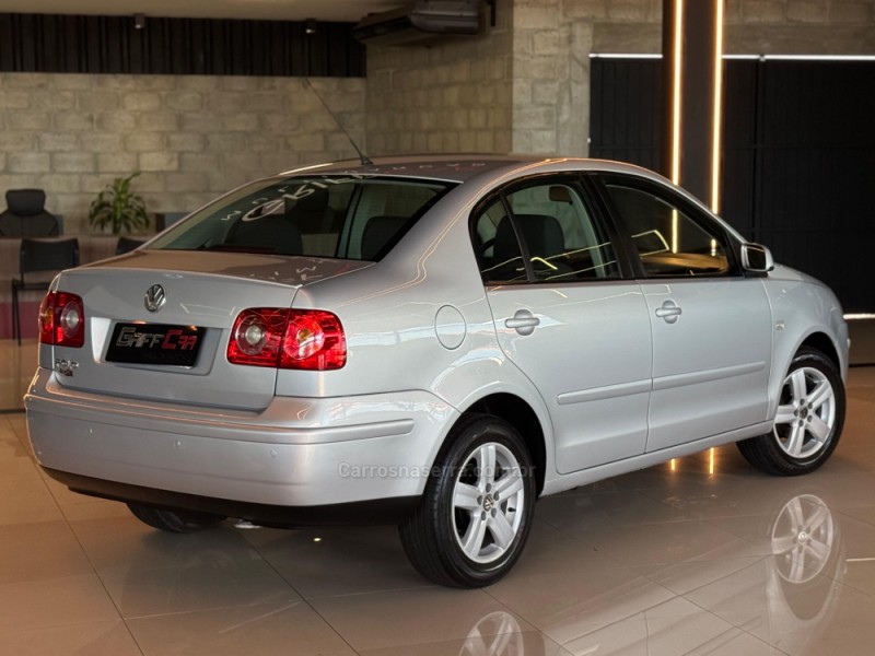POLO SEDAN 1.6 MI 8V FLEX 4P MANUAL - 2007 - DOIS IRMãOS