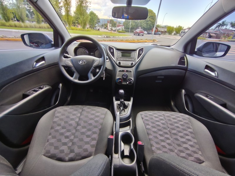 HB20 1.6 COMFORT 16V FLEX 4P MANUAL - 2016 - BOM PRINCíPIO