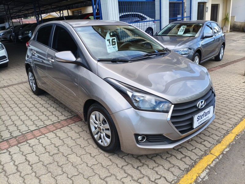 HB20 1.6 COMFORT 16V FLEX 4P MANUAL - 2016 - BOM PRINCíPIO