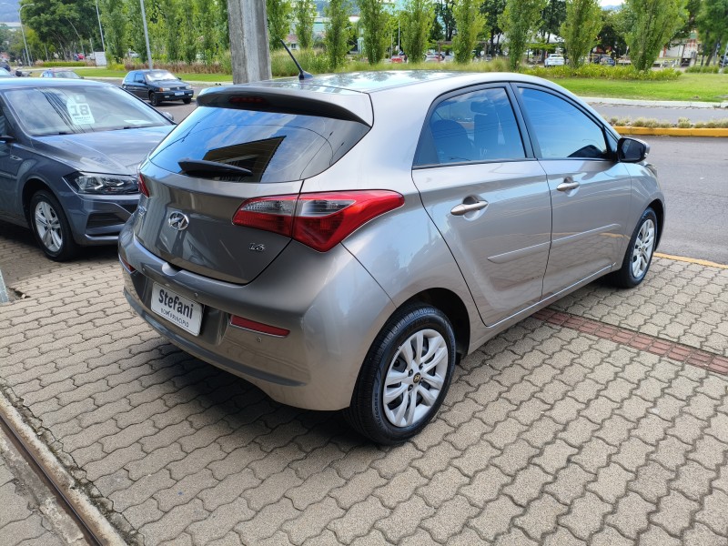 HB20 1.6 COMFORT 16V FLEX 4P MANUAL - 2016 - BOM PRINCíPIO