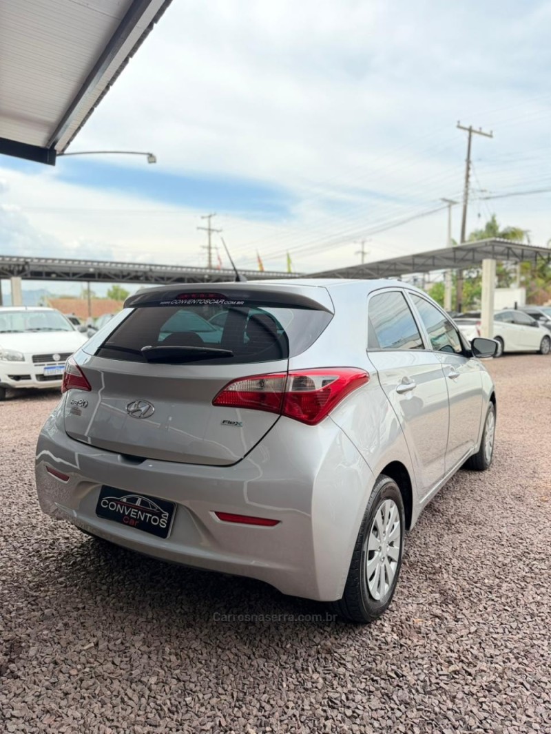 HB20 1.0 COMFORT PLUS 12V FLEX 4P MANUAL - 2014 - LAJEADO