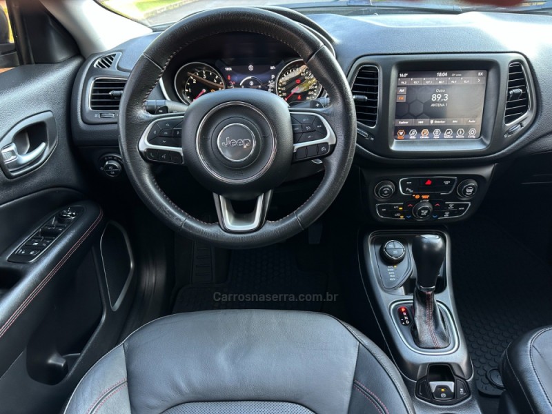 COMPASS 2.0 16V DIESEL TRAILHAWK 4X4 AUTOMÁTICO - 2018 - SãO LEOPOLDO