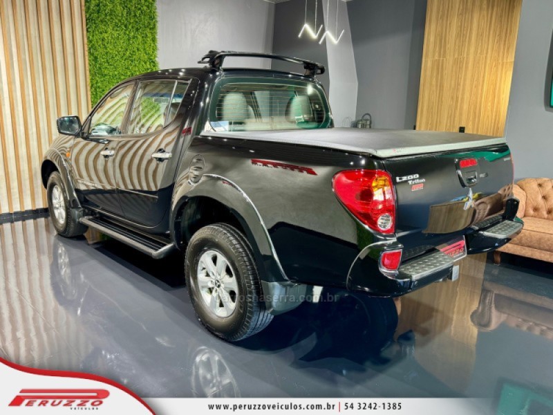 L200 TRITON 3.2 HPE 4X4 CD 16V TURBO INTERCOOLER DIESEL 4P AUTOMÁTICO - 2012 - NOVA PRATA