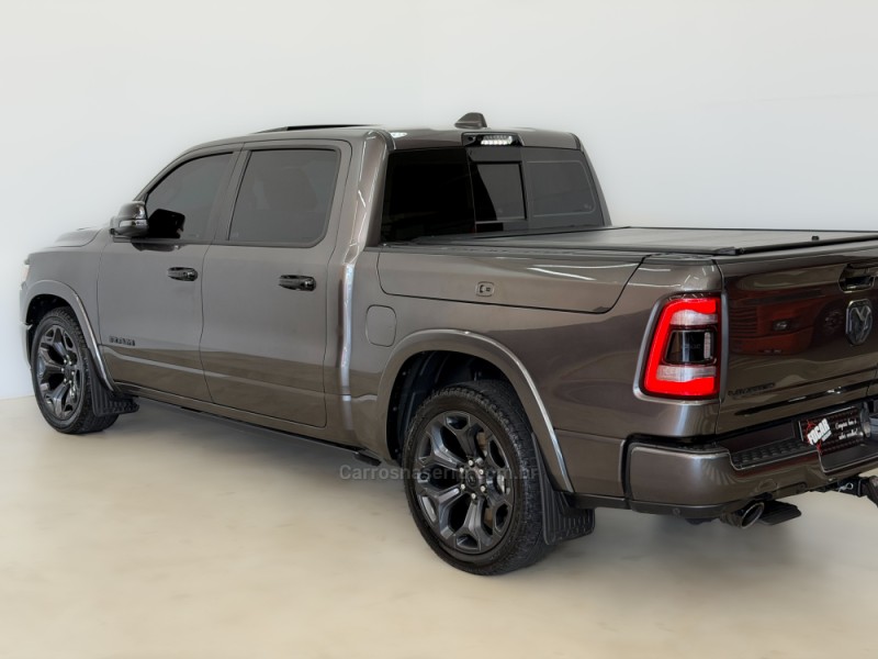 1500 5.7 V8 LIMITED NIGTH EDITION CD 4X4 GASOLINA 4P AUTOMÁTICO - 2024 - CAXIAS DO SUL