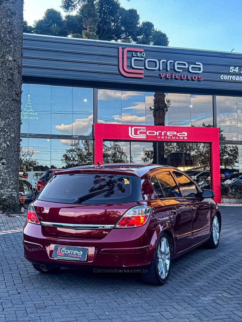 VECTRA 2.0 MPFI GT HATCH 8V FLEX 4P MANUAL - 2009 - CANELA