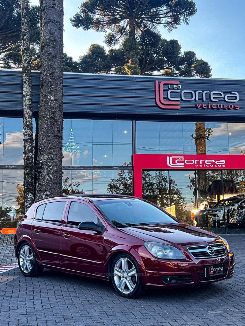 VECTRA 2.0 MPFI GT HATCH 8V FLEX 4P MANUAL