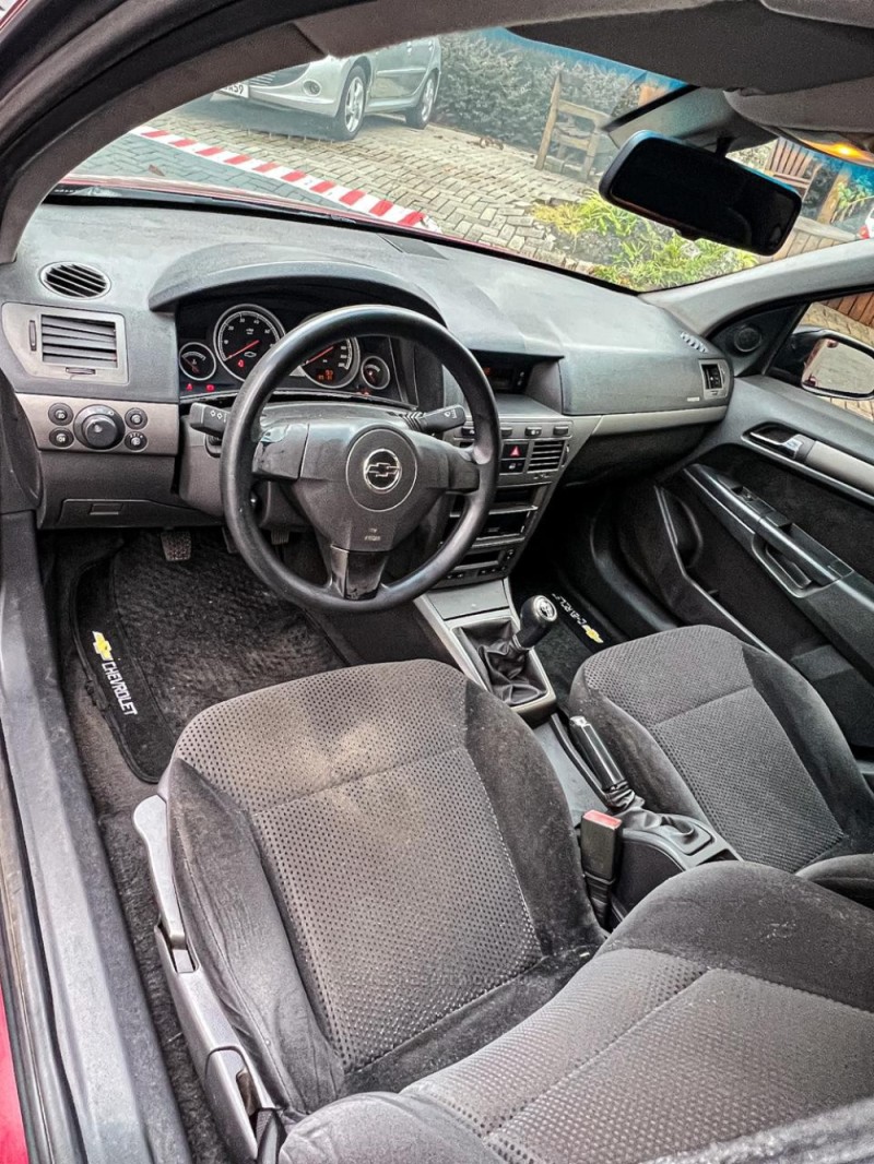 VECTRA 2.0 MPFI GT HATCH 8V FLEX 4P MANUAL - 2009 - CANELA