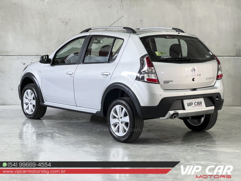 SANDERO 1.6 STEPWAY 8V FLEX 4P MANUAL - 2014 - FARROUPILHA