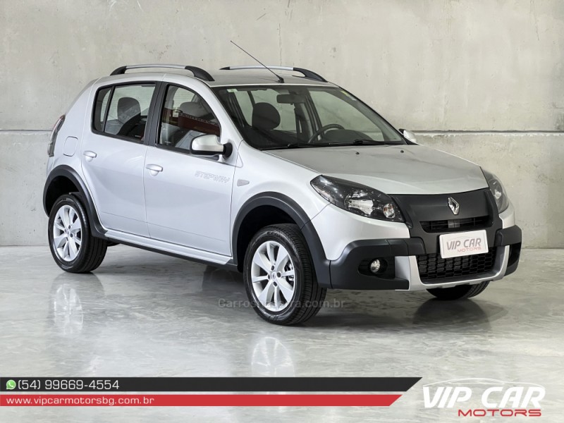 SANDERO 1.6 STEPWAY 8V FLEX 4P MANUAL - 2014 - FARROUPILHA