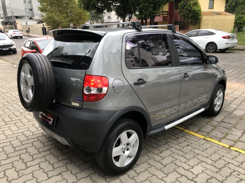CROSSFOX 1.6 MI FLEX 8V 4P MANUAL - 2006 - CAXIAS DO SUL