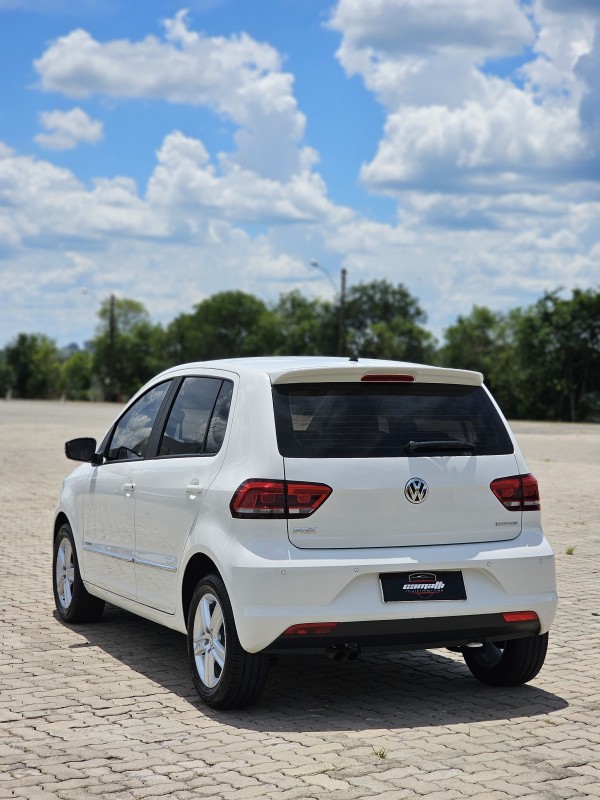 FOX 1.6 MSI HIGHLINE 16V FLEX 4P AUTOMATIZADO - 2016 - ANTôNIO PRADO