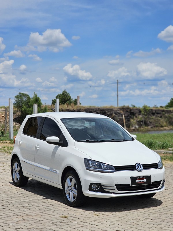 FOX 1.6 MSI HIGHLINE 16V FLEX 4P AUTOMATIZADO - 2016 - ANTôNIO PRADO