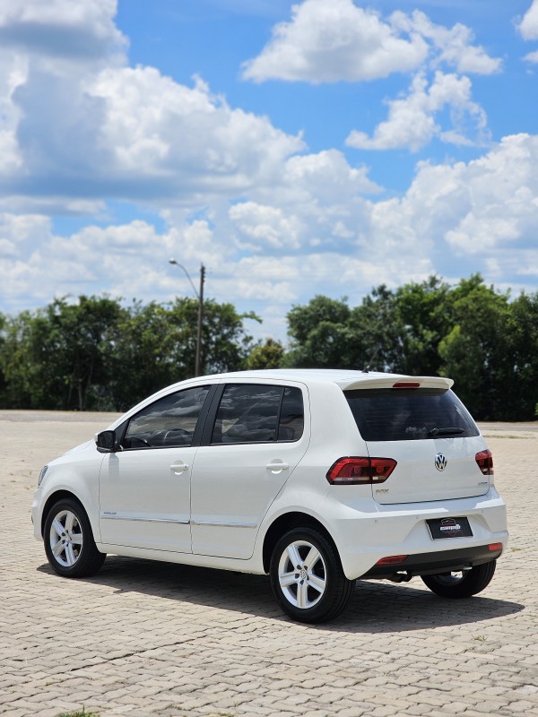 FOX 1.6 MSI HIGHLINE 16V FLEX 4P AUTOMATIZADO - 2016 - ANTôNIO PRADO