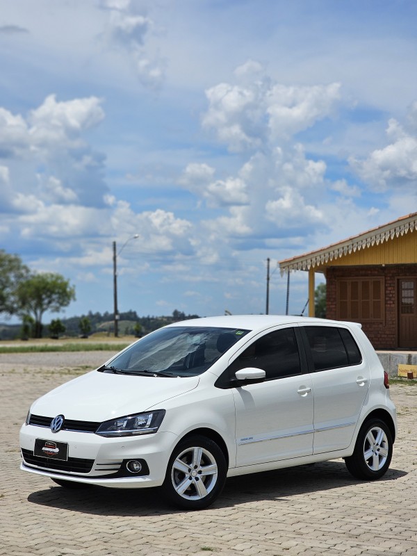 FOX 1.6 MSI HIGHLINE 16V FLEX 4P AUTOMATIZADO - 2016 - ANTôNIO PRADO