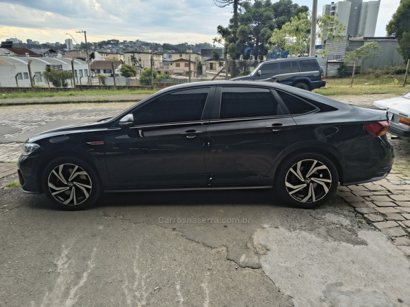 JETTA 2.0 16V TSI GLI 350 GASOLINA 4P AUTOMÁTICO - 2023 - CAXIAS DO SUL