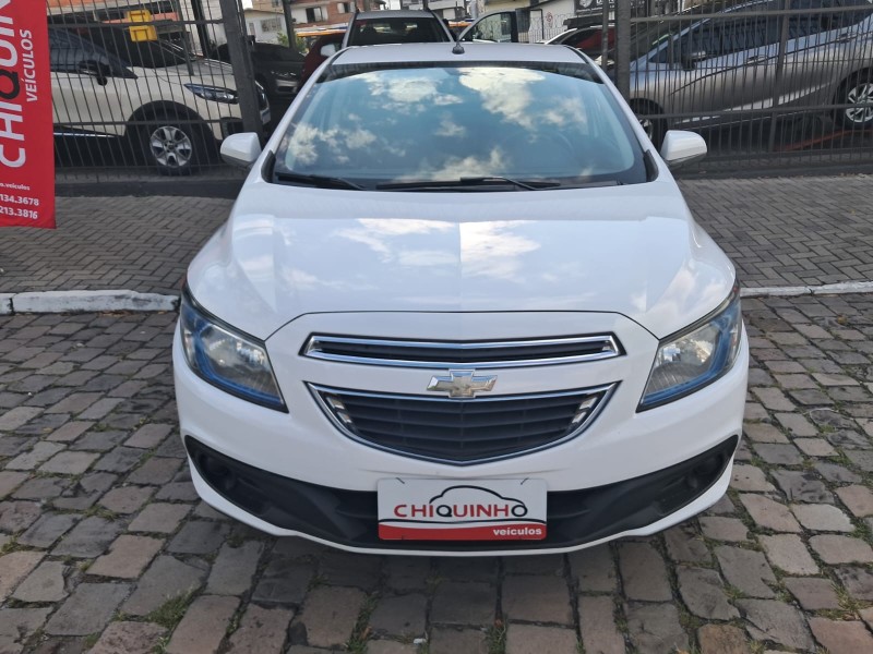 PRISMA 1.4 MPFI LT 8V FLEX 4P MANUAL - 2014 - CAXIAS DO SUL