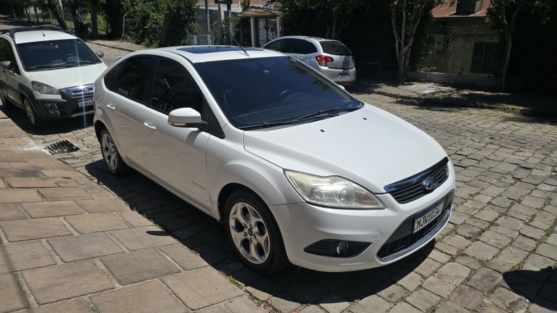 FOCUS 2.0 TITANIUM HATCH 16V FLEX 4P MANUAL - 2013 - BENTO GONçALVES