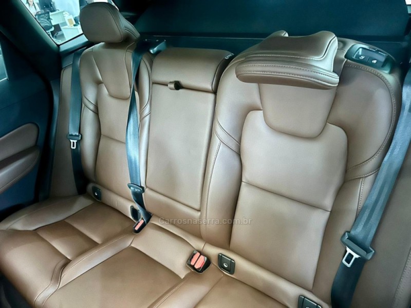 XC60 2.0 T8 ULTIMATE AWD HIBRIDO 4P AUTOMÁTICO - 2024 - NOVO HAMBURGO