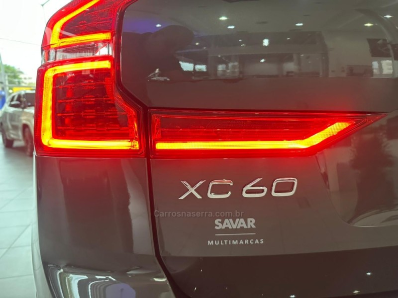 XC60 2.0 T8 ULTIMATE AWD HIBRIDO 4P AUTOMÁTICO - 2024 - NOVO HAMBURGO