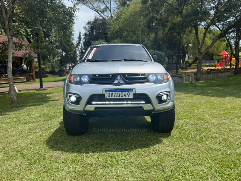 L200 TRITON 3.2 HPE 4X4 CD 16V TURBO INTERCOOLER DIESEL 4P AUTOMÁTICO - 2017 - BROCHIER