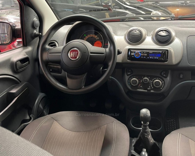 UNO 1.0 WAY 8V FLEX 4P MANUAL - 2014 - VACARIA