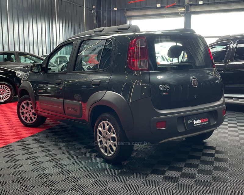 UNO 1.0 WAY 8V FLEX 4P MANUAL - 2014 - VACARIA