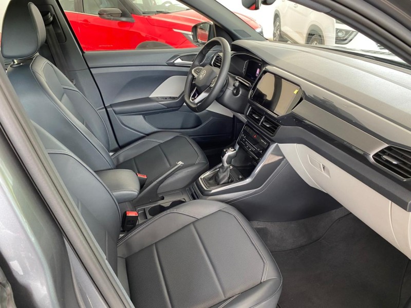 T-CROSS 1.4 HIGHLINE TSI 16V FLEX 4P AUTOMÁTICO - 2024 - NOVA PETRóPOLIS