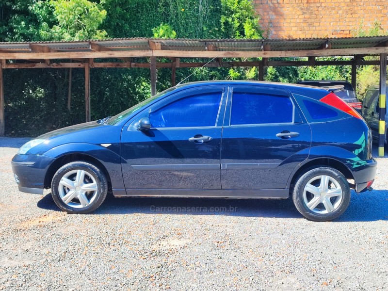 FOCUS 1.6 GLX 8V FLEX 4P MANUAL - 2008 - FARROUPILHA