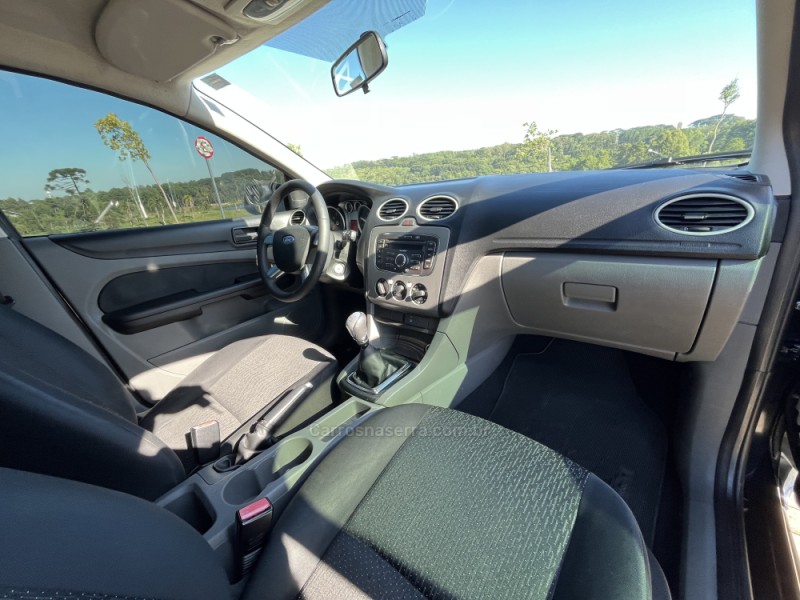 FOCUS 1.6 S 16V FLEX 4P MANUAL - 2010 - CAXIAS DO SUL