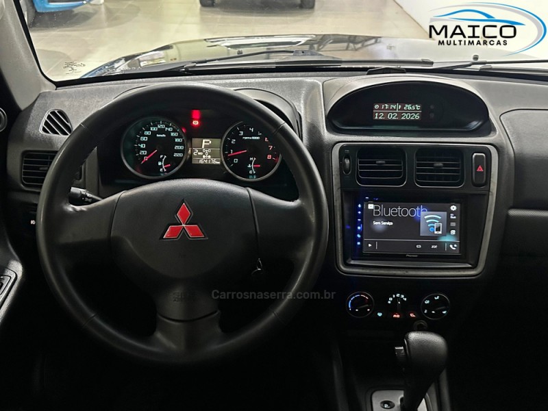 PAJERO TR4 2.0 4X4 16V 140CV FLEX 4P AUTOMÁTICO - 2012 - NOVO HAMBURGO