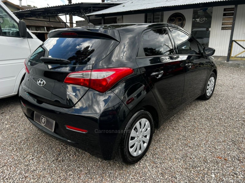 HB20 1.0 COMFORT 12V FLEX 4P MANUAL - 2015 - CANELA