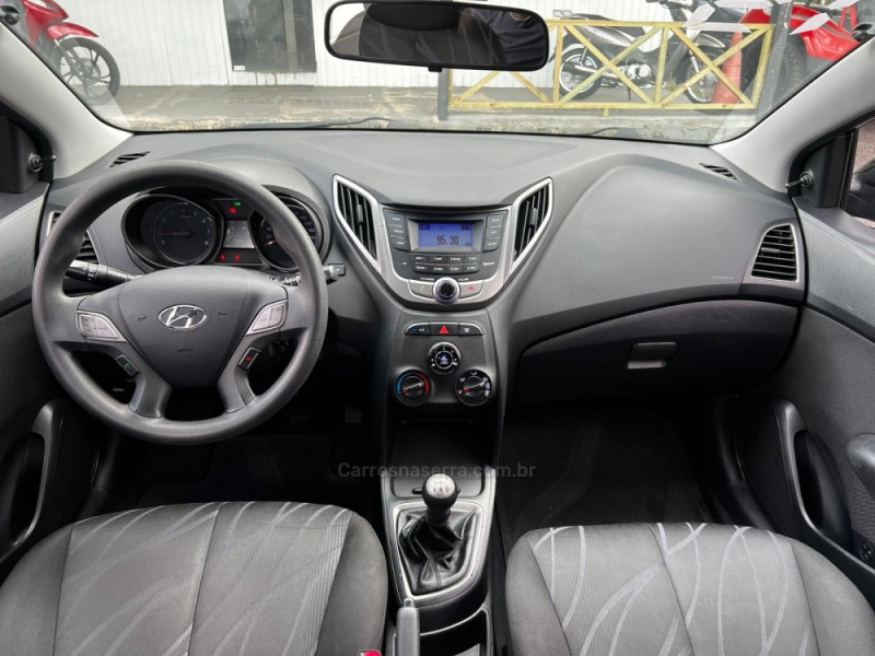 HB20 1.0 COMFORT 12V FLEX 4P MANUAL - 2015 - CANELA