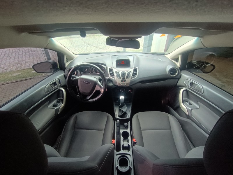 FIESTA 1.6 SE SEDAN 16V FLEX 4P MANUAL - 2011 - CAXIAS DO SUL