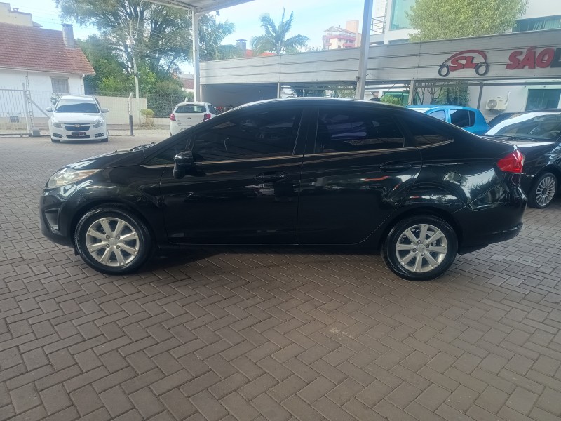 FIESTA 1.6 SE SEDAN 16V FLEX 4P MANUAL - 2011 - CAXIAS DO SUL